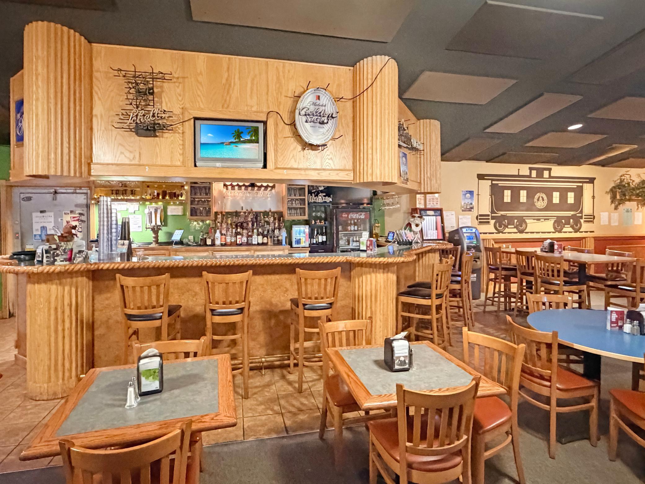 Bar area also on the restaurant side