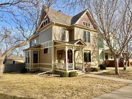 910 W 4th Street, Red Wing, MN 55066