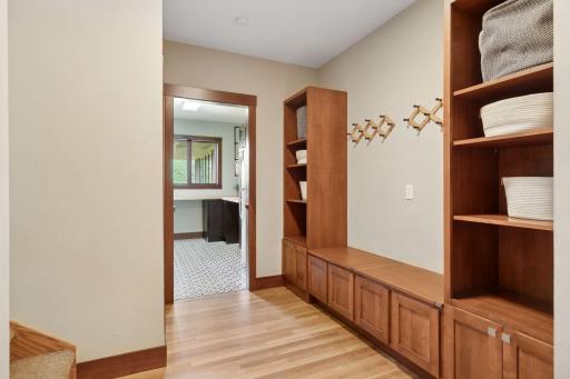 From muddy boots to backpacks and everything in between, this mudroom is built for real lifeâwith a bench, shelves, and storage that keep your home running smoothly.