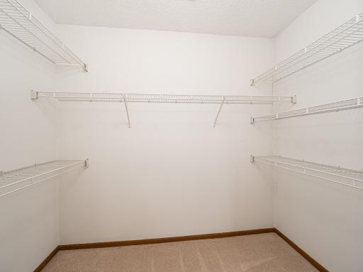 1381 Berry Ridge Road, 604, Saint Paul, MN 55123