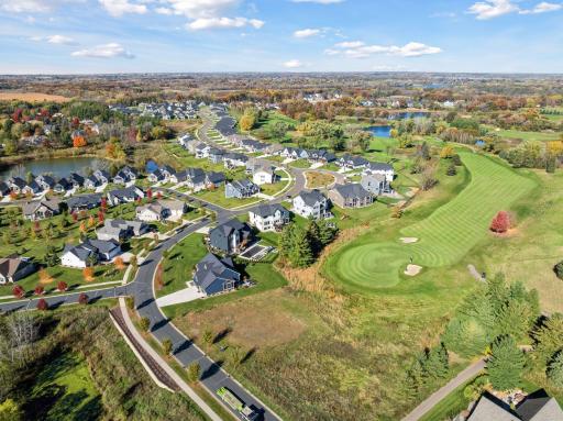 Perfectly positioned along the 8th green of The Royal Club Golf Course, this residence offers an unparalleled combination of sophistication, comfort, and modern functionality.