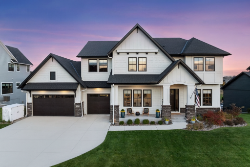 1389 Palmer Drive N, Lake Elmo, MN 55042