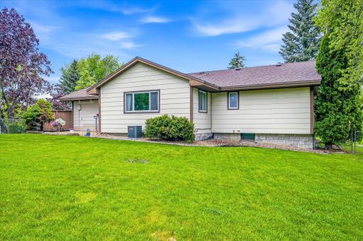 8435 Shadyview Lane N, Maple Grove, MN 55311