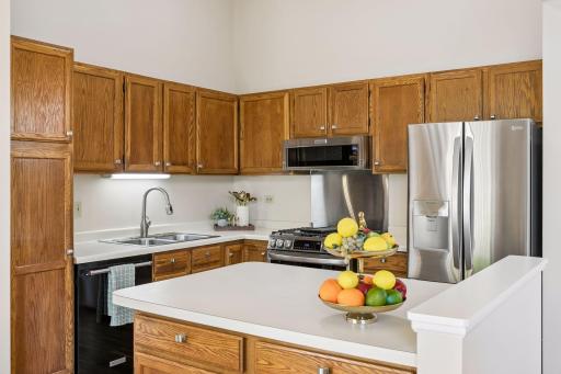 3244 Old Highway 8, Minneapolis, MN 55418