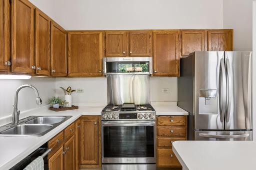 3244 Old Highway 8, Minneapolis, MN 55418
