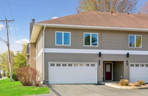3244 Old Highway 8, Minneapolis, MN 55418