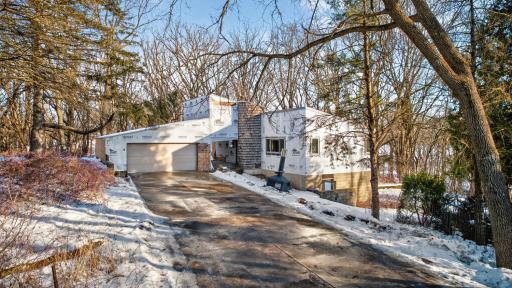 3732 Valleyridge Court NE, Rochester, MN 55906