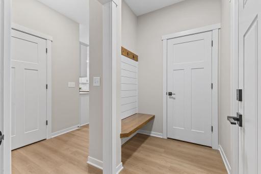 Vivid Spaces_13810 102nd Ct N_13.jpg