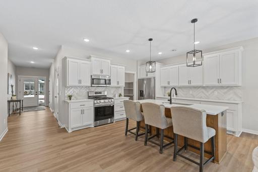 Vivid Spaces_13810 102nd Ct N_14.jpg