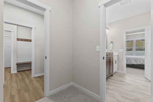 Vivid Spaces_13810 102nd Ct N_34.jpg