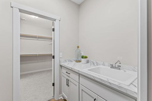 Vivid Spaces_13810 102nd Ct N_35.jpg