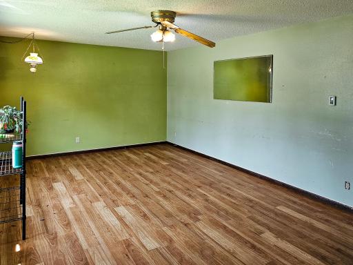 452 4th St NW, Perham, MN 56573