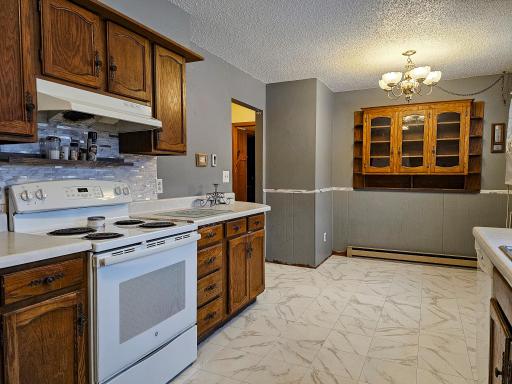 452 4th St NW, Perham, MN 56573