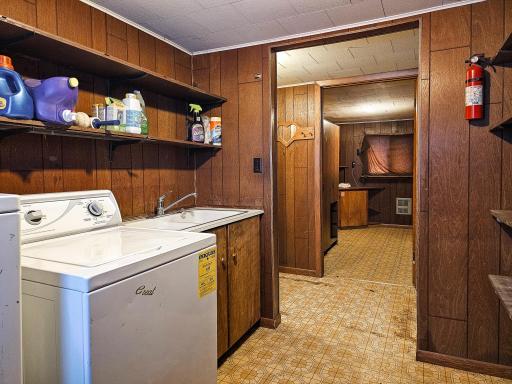 452 4th St NW, Perham, MN 56573