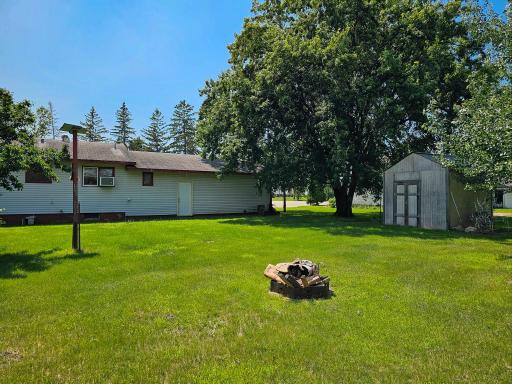 452 4th St NW, Perham, MN 56573