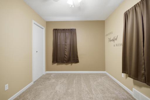 1918 7th Avenue NE, Austin, MN 55912