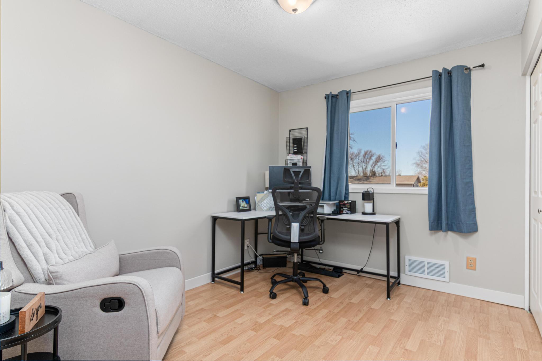 Third bedroom (currently home office)