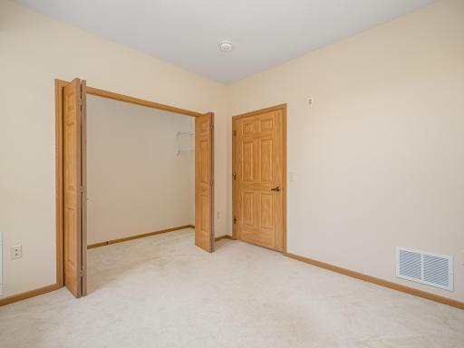 1900 Rush Lake Trail, 112, Saint Paul, MN 55112