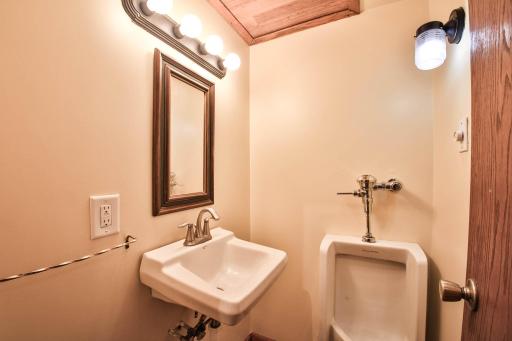 1941 Quentin Avenue S, Lakeland, MN 55043