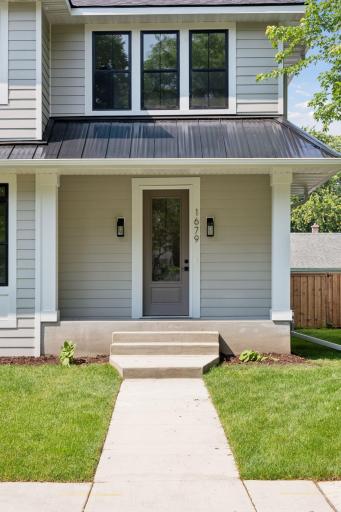 This home is to be built - the home pictured is a very similar home completed in the area. This one is estimated to be completed in December 2025.