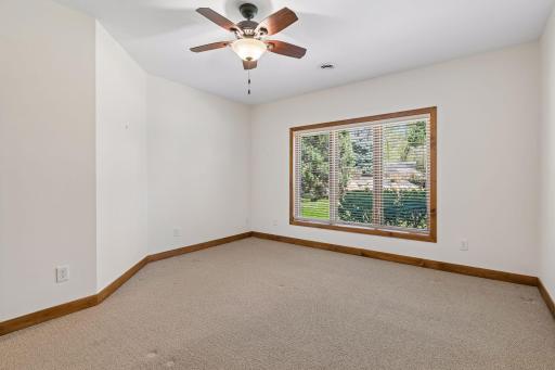 21049 France Boulevard, Lakeville, MN 55044