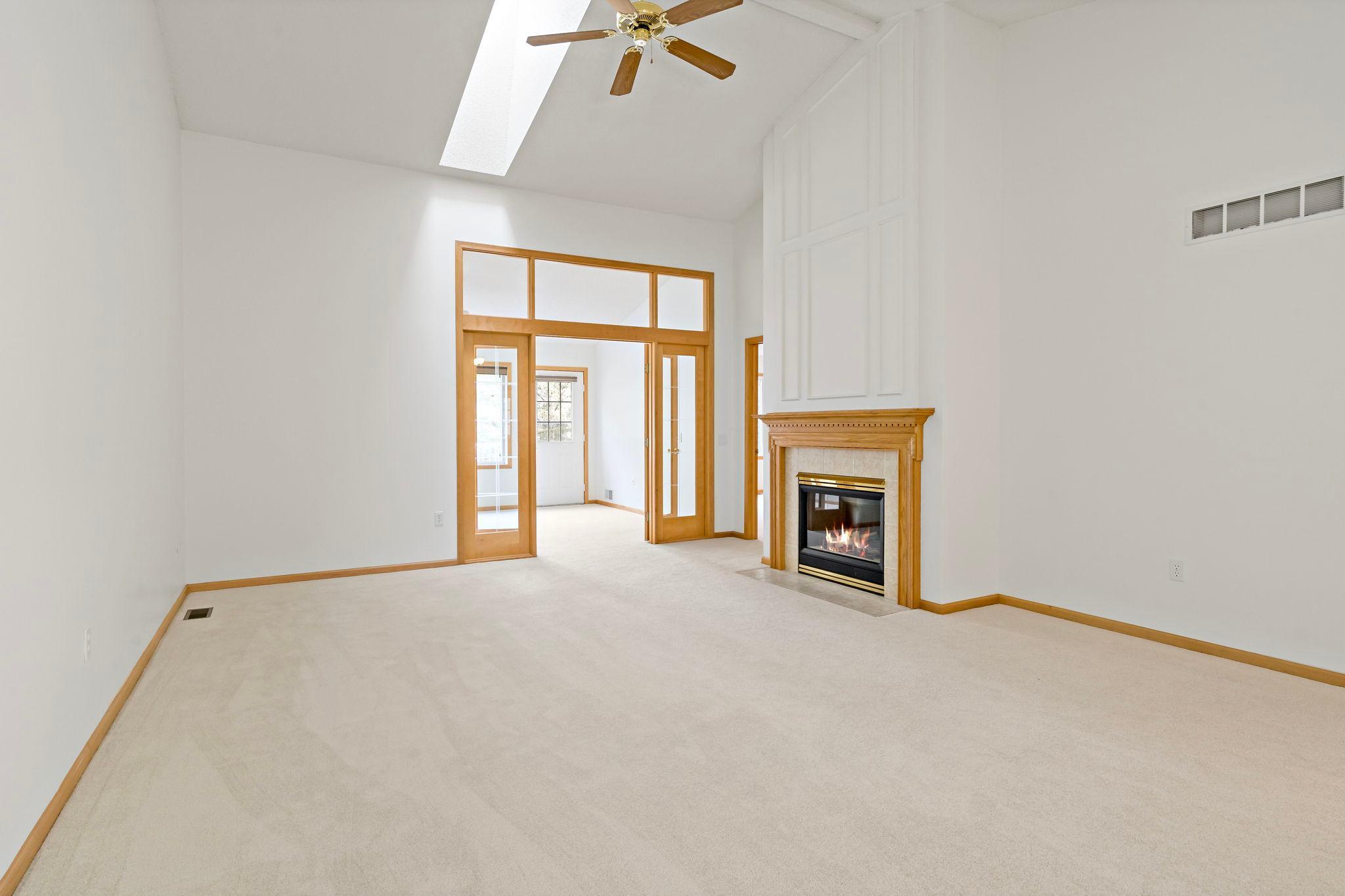 Living Room-763 Lake Ridge Dr Woodbury MN_0022.jpg