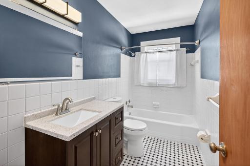 5844 Washburn Avenue S, Minneapolis, MN 55410