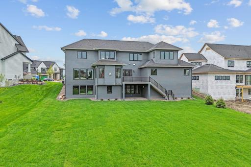 16404 47th Place N, Minneapolis, MN 55446