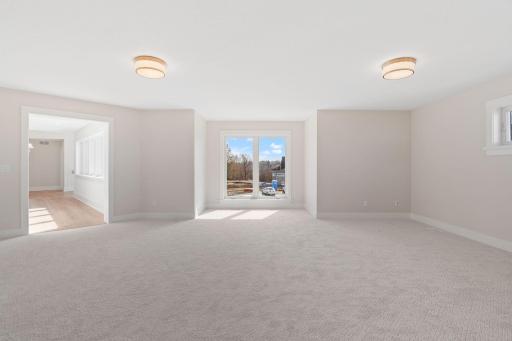 16404 47th Place N, Minneapolis, MN 55446