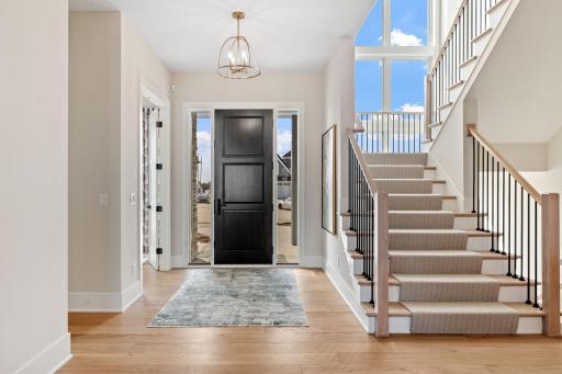 16404 47th Place N, Minneapolis, MN 55446