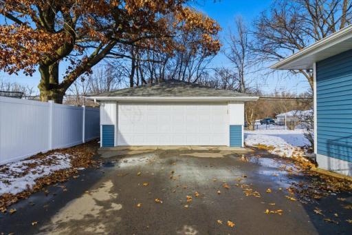 New asphalt driveway in 2024