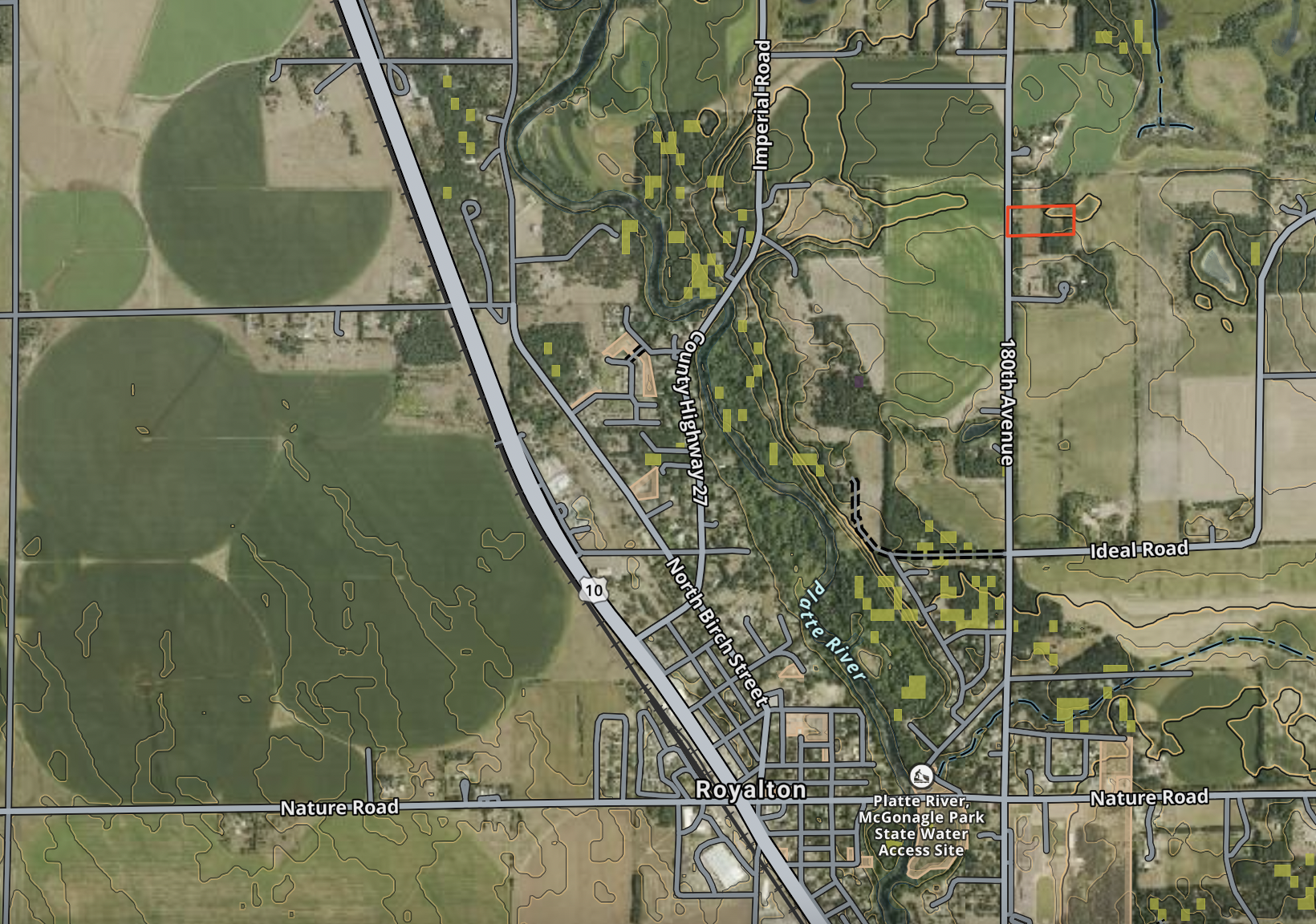 Conveniently located to town