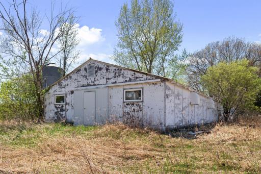 Chicken coop with concrete floor - 105'x32'