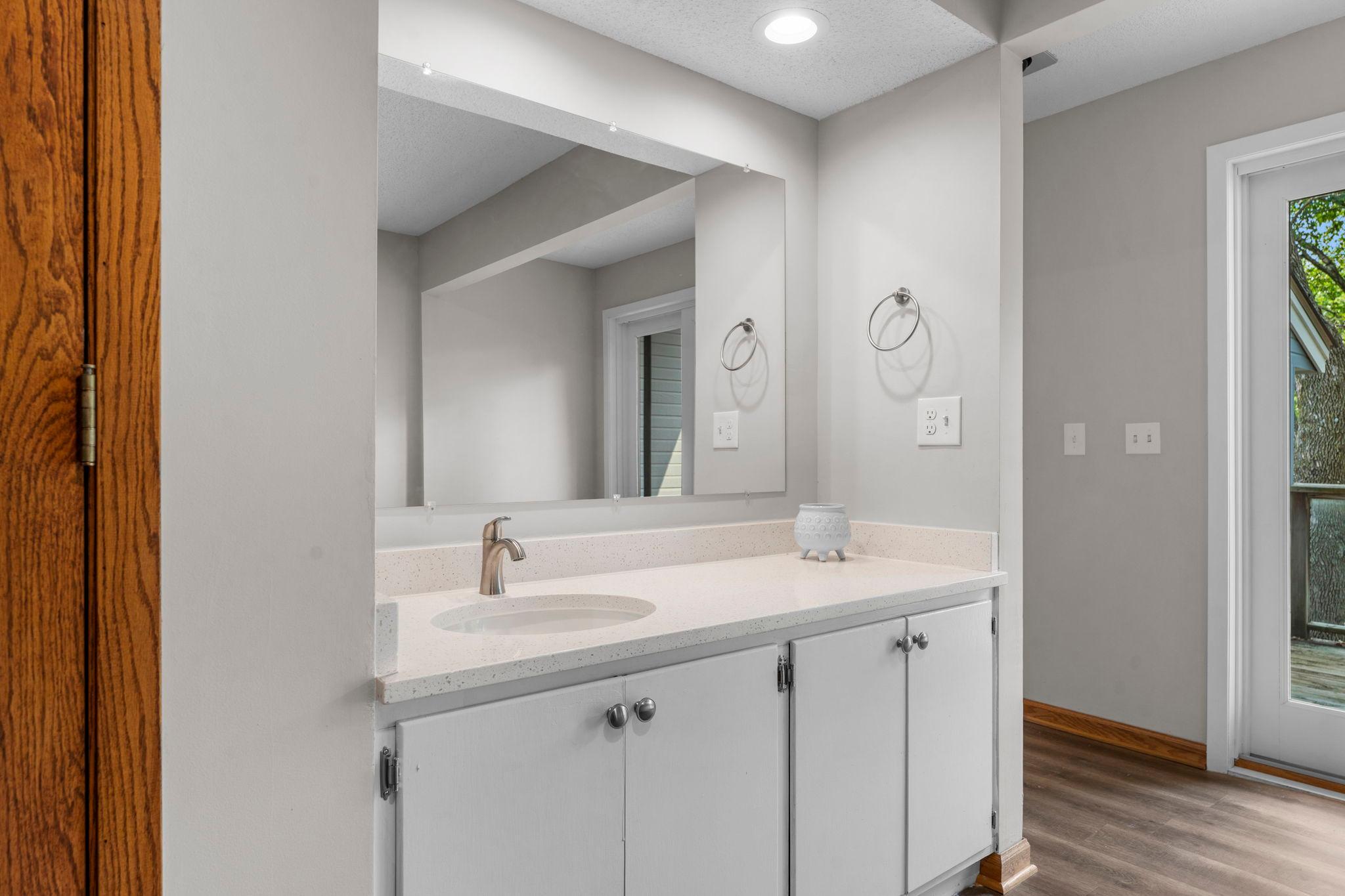 Primary vanity