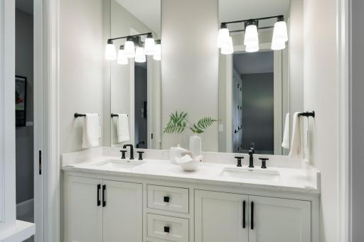 AHT + Wooddale Builders - N Ferndale Rd_075.jpg