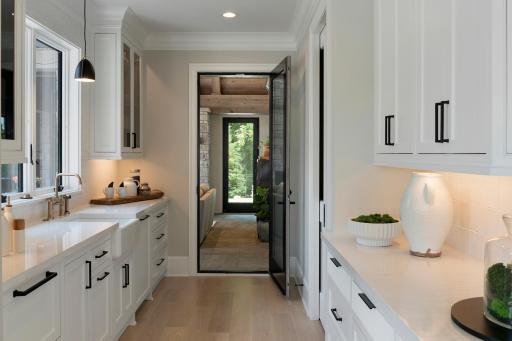 AHT + Wooddale Builders - N Ferndale Rd_027.jpg