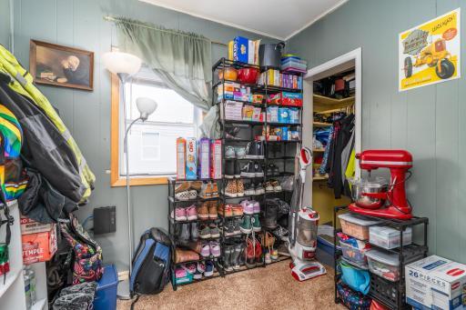 1221 Knight Avenue N, Thief River Falls, MN 56701