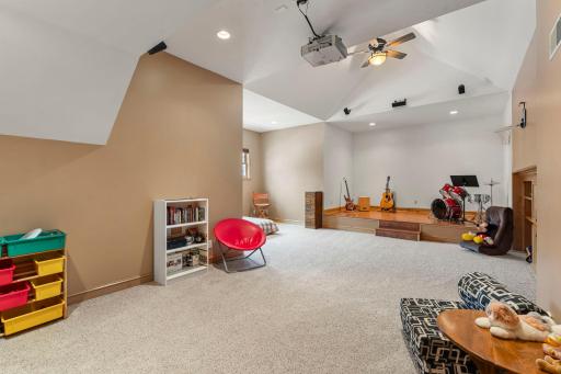 20658 Belle Lake Road, Hutchinson, MN 55350