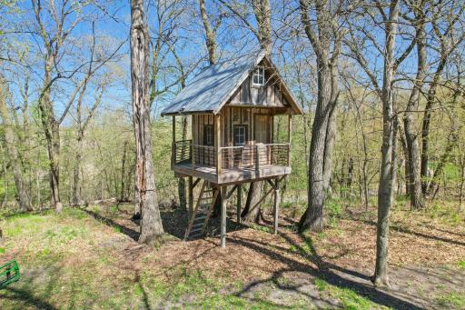 20658 Belle Lake Road, Hutchinson, MN 55350