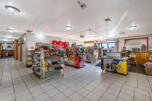 19389 Frontage Road, Detroit Lakes, MN 56501