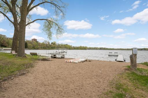 3135 Asbury Street, Arden Hills, MN 55112
