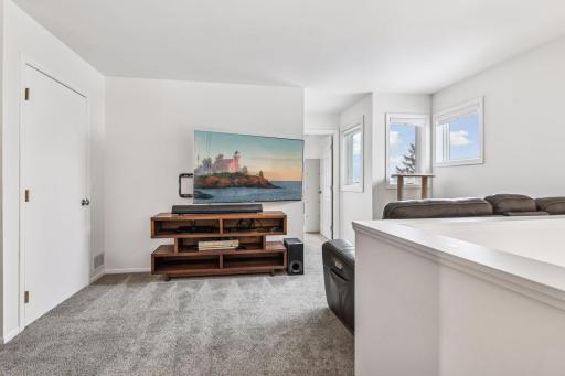 1808 McKinley Street NE, Minneapolis, MN 55418