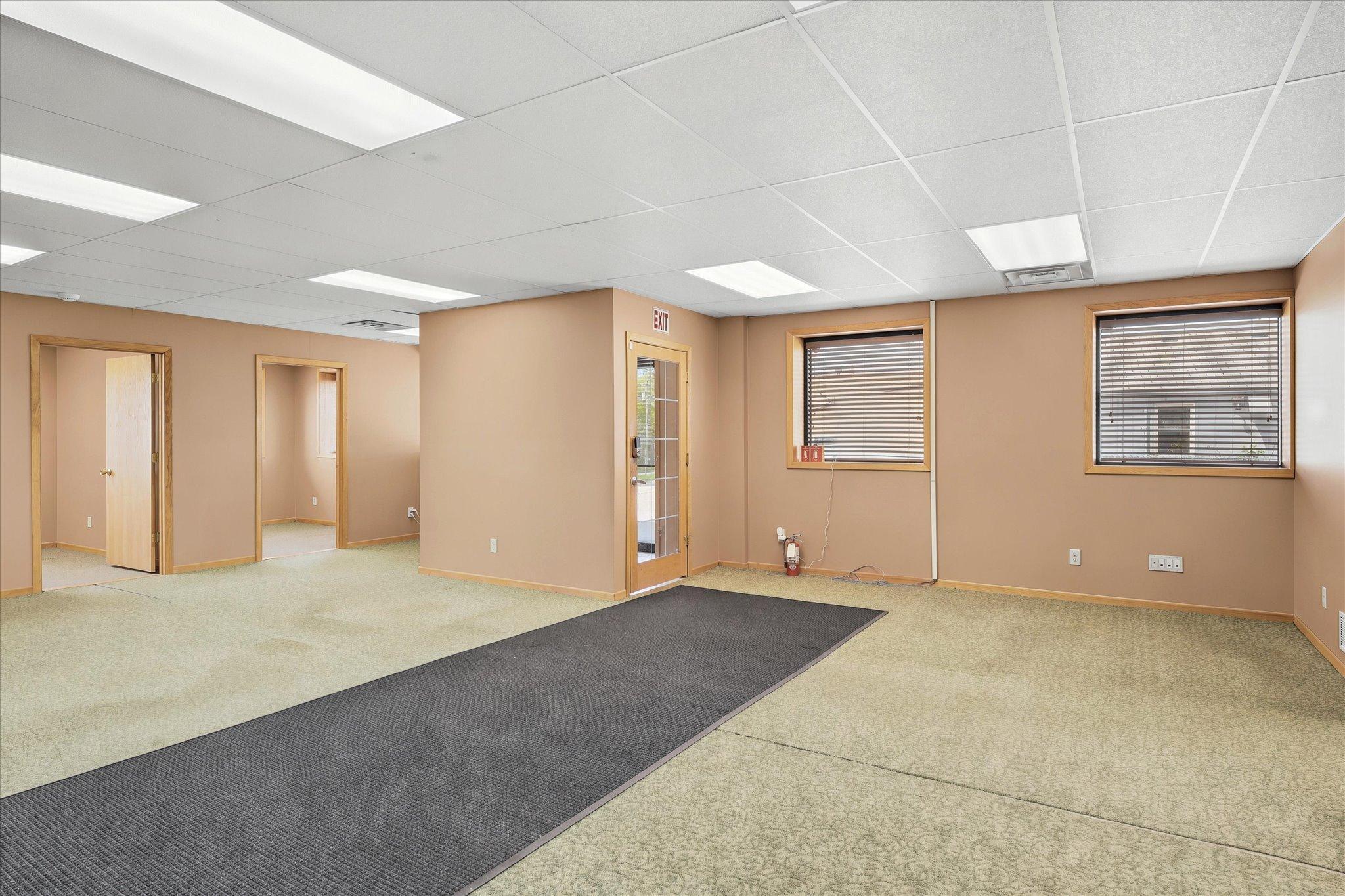 33-617 Pierce St [3074529]- 052 - Copy.jpg
