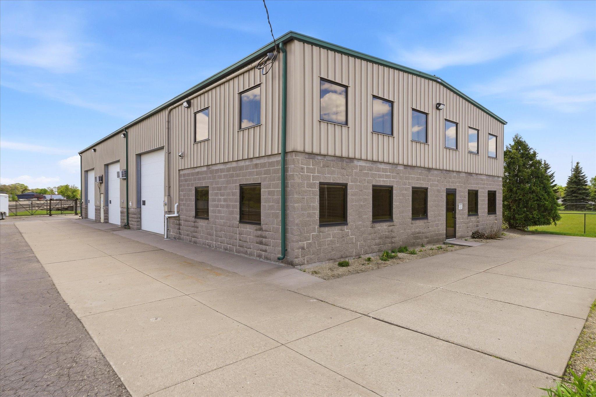11-617 Pierce St [3074529]- 017 - Copy - Copy.jpg