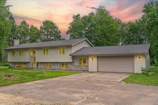 1735 Highway 63, New Richmond, WI 54017