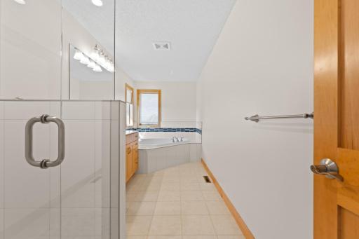 2728 Headland Court SW, Rochester, MN 55902