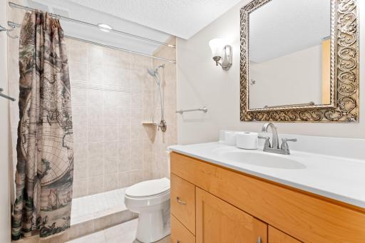 2728 Headland Court SW, Rochester, MN 55902