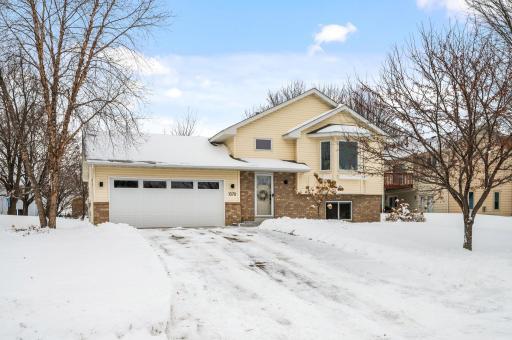 Photo for 1370 Fox Street, Delano, MN 55328 - listing #7002658 A turn-key, charming split level with thoughtful updates throughout!