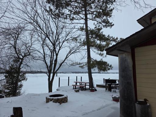 lakeside firepit.jpg