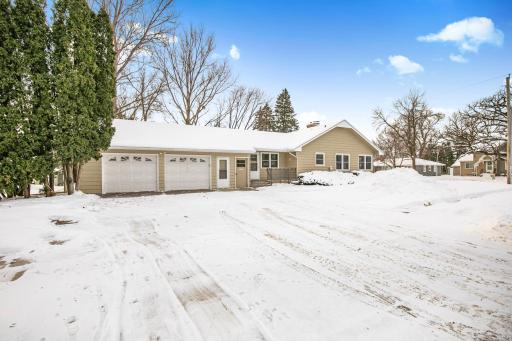615 Mooers Avenue SE, Cokato, MN 55321
